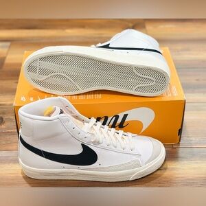 Nike Blazer Mid ‘77 Sneakers
